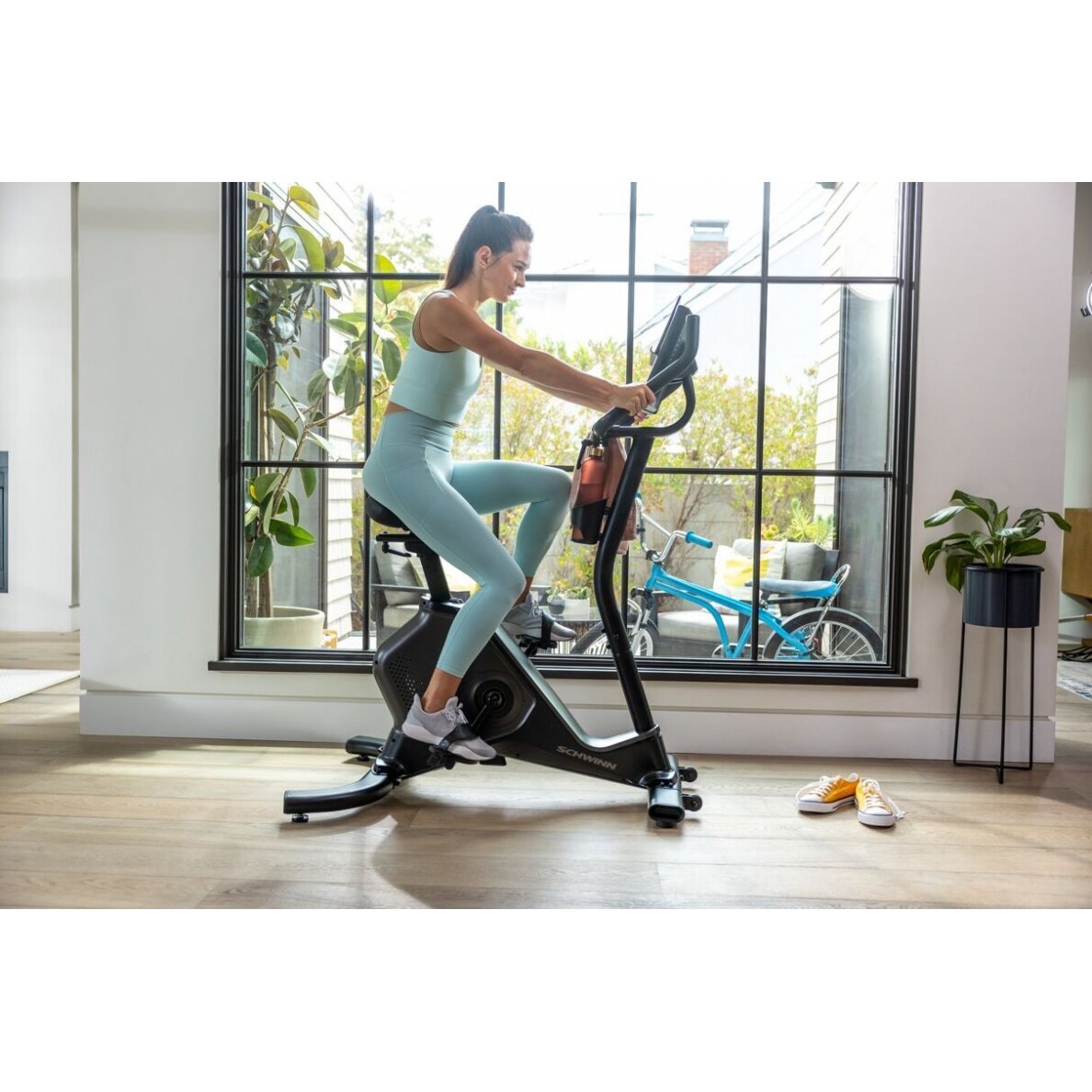 Dviratis treniruoklis Schwinn 590U (ergometras) 2 Dviratis treniruoklis Schwinn 590U (ergometras) 2