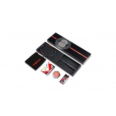 Profesionali badmintono raketė Kawasaki K9 Red 4U 3 Profesionali badmintono raketė Kawasaki K9 Red 4U 3