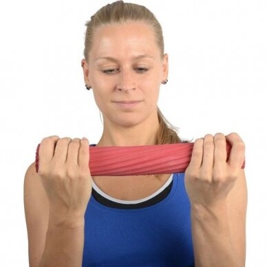 Riešo ir rankų treniruoklis Moves Flex Bar 31x4,5cm-Red (Medium) Riešo ir rankų treniruoklis Moves Flex Bar 31x4,5cm-Red (Medium)